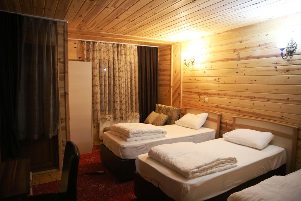 Yedigoller & Restaurant Uzungol